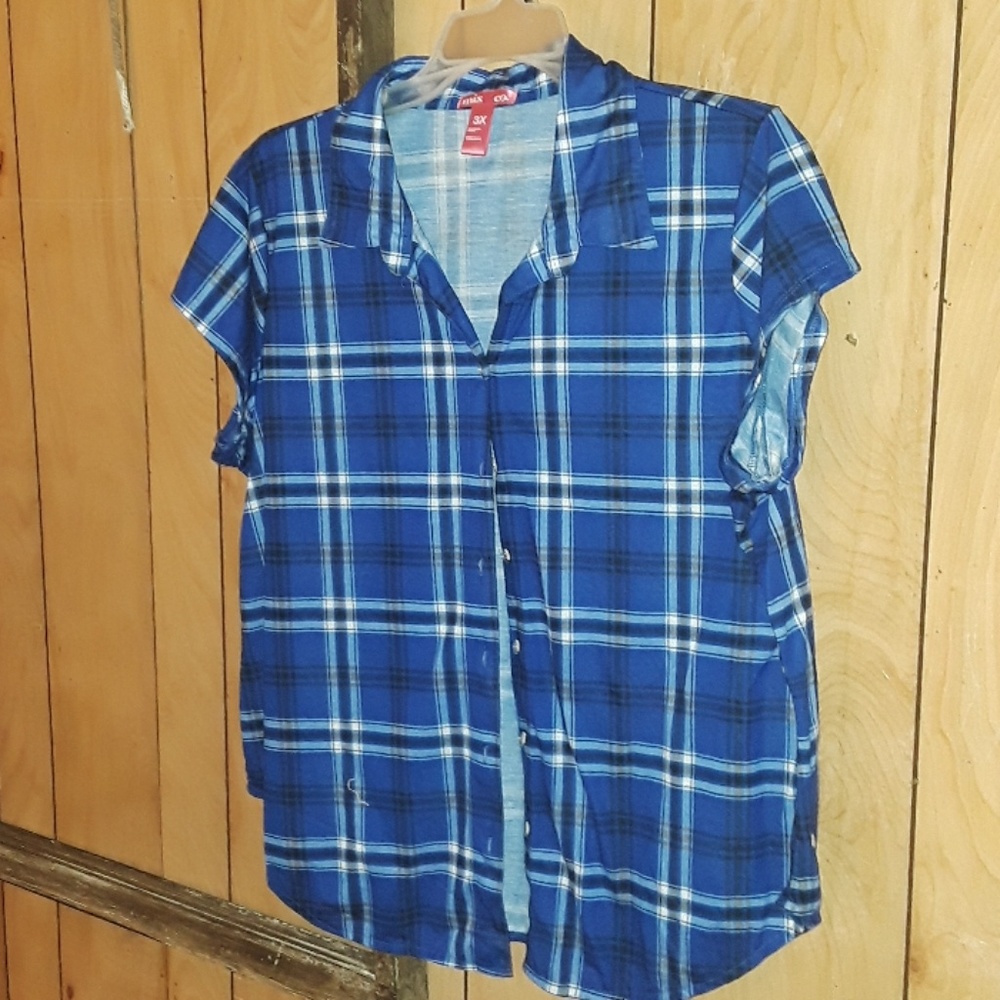 Mix & Co. Blue plaid casual top